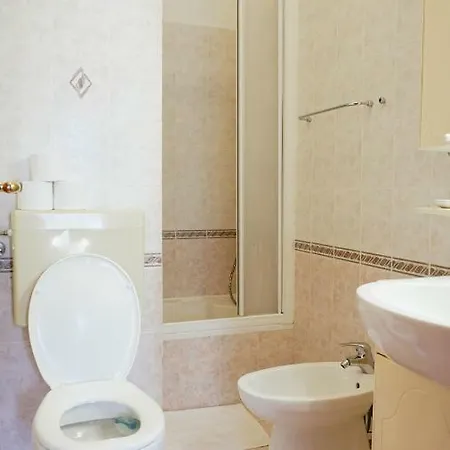 Siga Apartment *