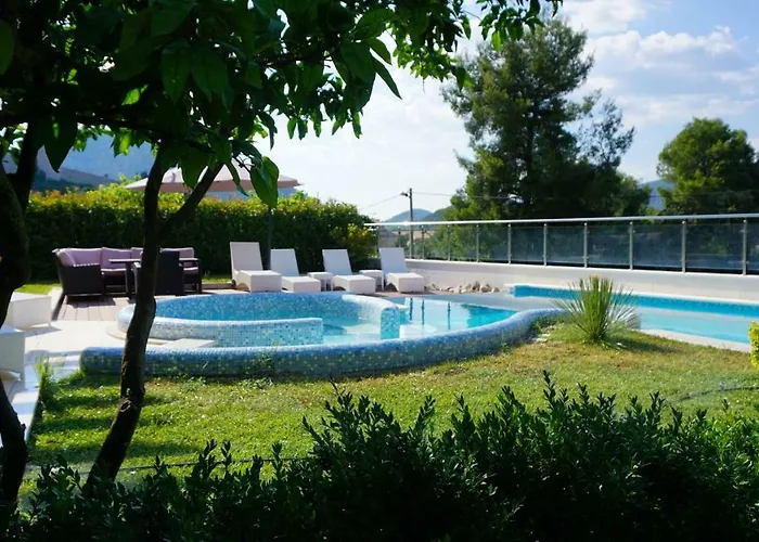 斯盖别墅 * 马里斯通