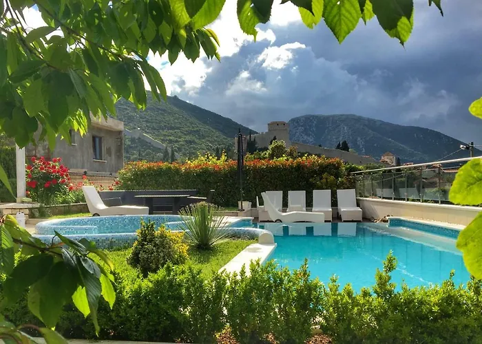 斯盖别墅 * 马里斯通